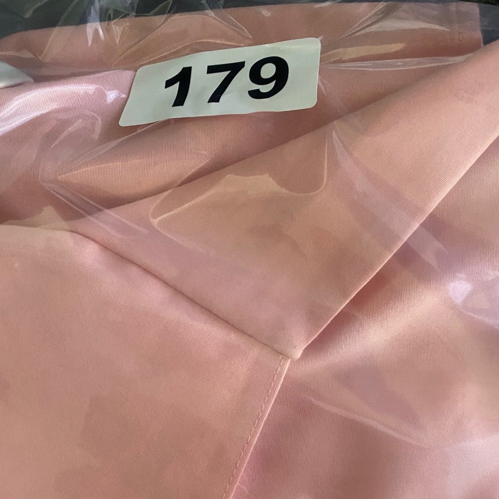 Chicos No Iron Peach Pink Button Down Shirt Roll Tab Sleeve Epaulette Size 3 XL - Picture 5 of 5
